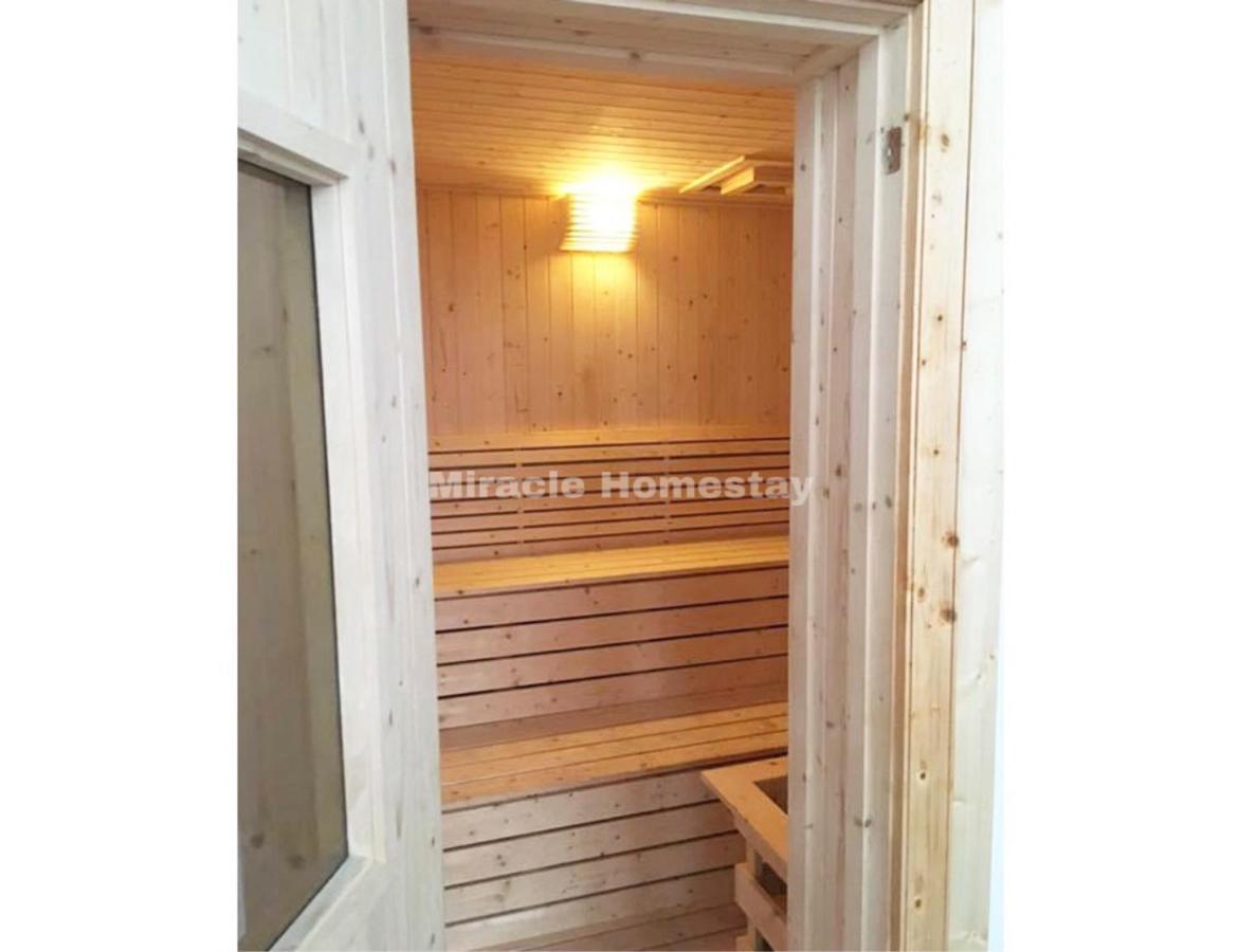 Miracle Woodsbury Habour Place * Butterworth